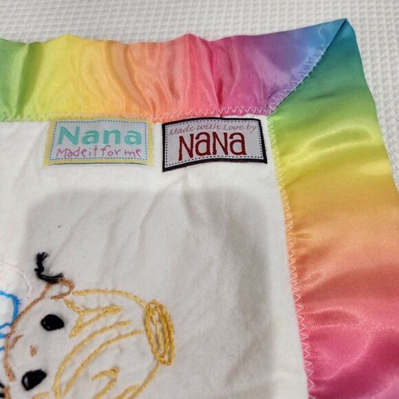 Vintage 80s Precious Moments Alphabet Blanket Rainbow Embroidered Crib Throw - Picture 7 of 7